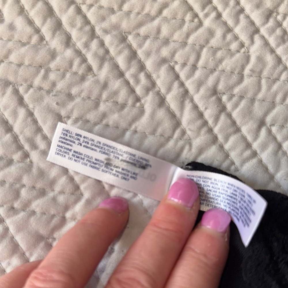 Old Navy Black Lace Trim Longline Bra - Picture 5 of 5